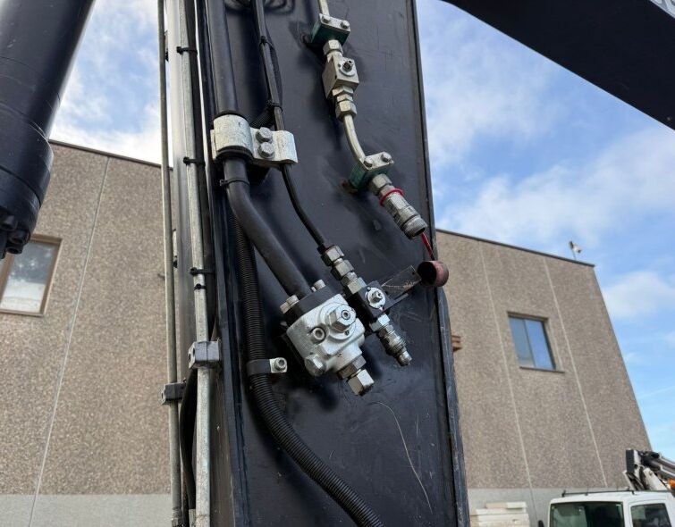 HIDROMEK HMK220 NLC-3B